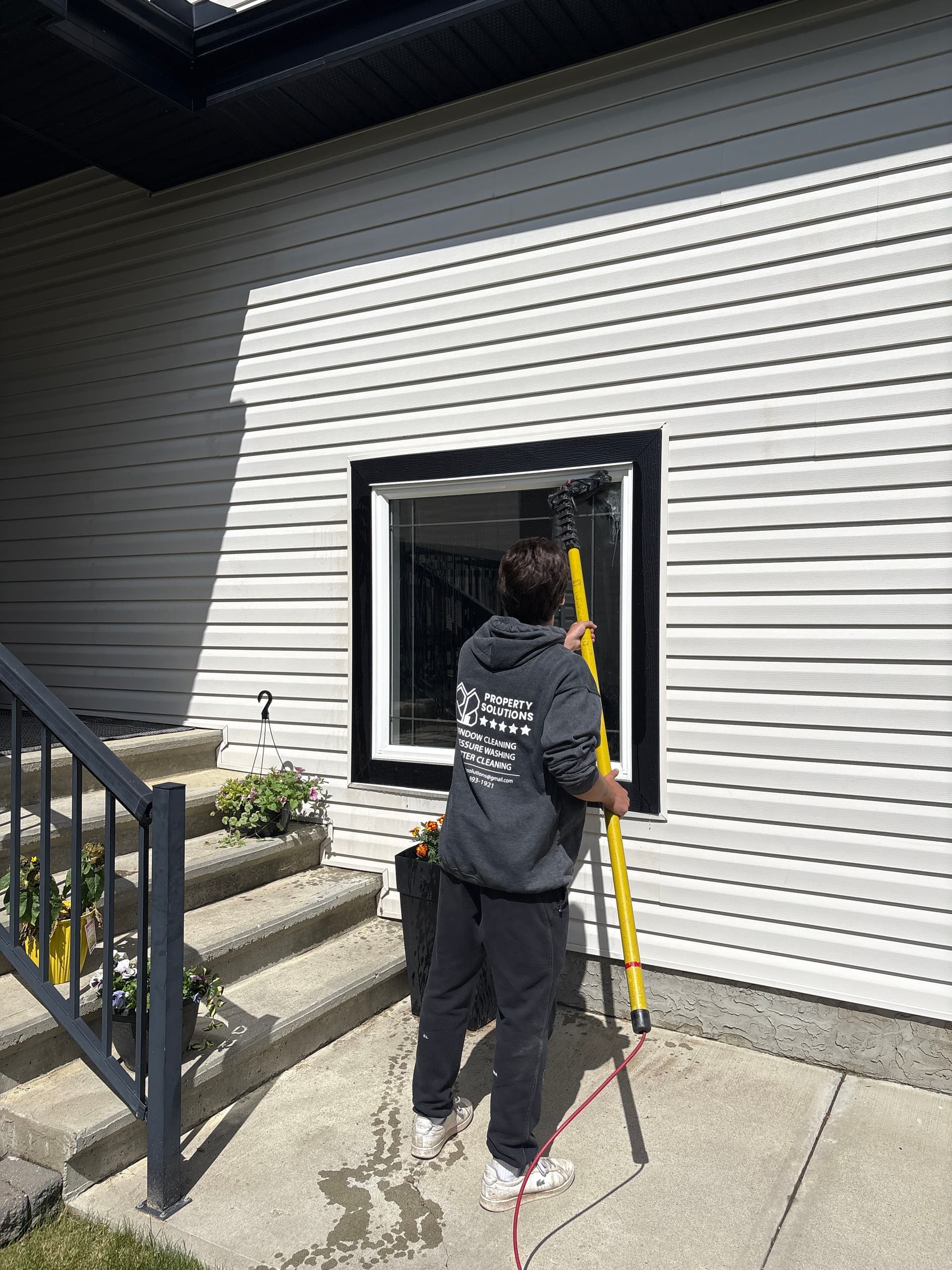 Gallery photos for Exterior Window Cleaning on a Perfect Summer Day: Image #1